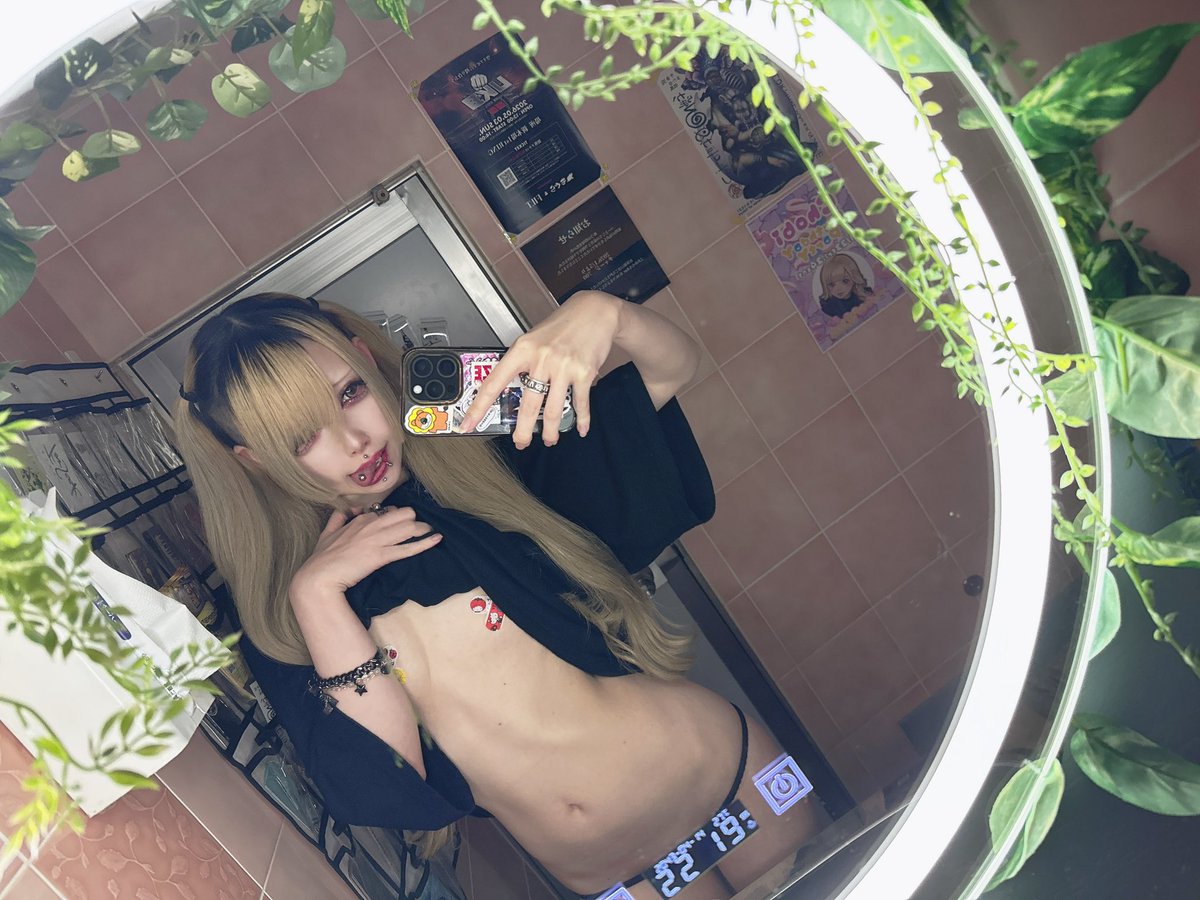 しユ😈ྀི本日‼️緑ハイフレンズ21:00~BARビーサン🩴 tweet media