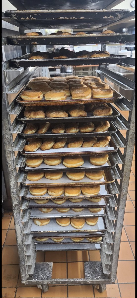 phil thompson tweet media