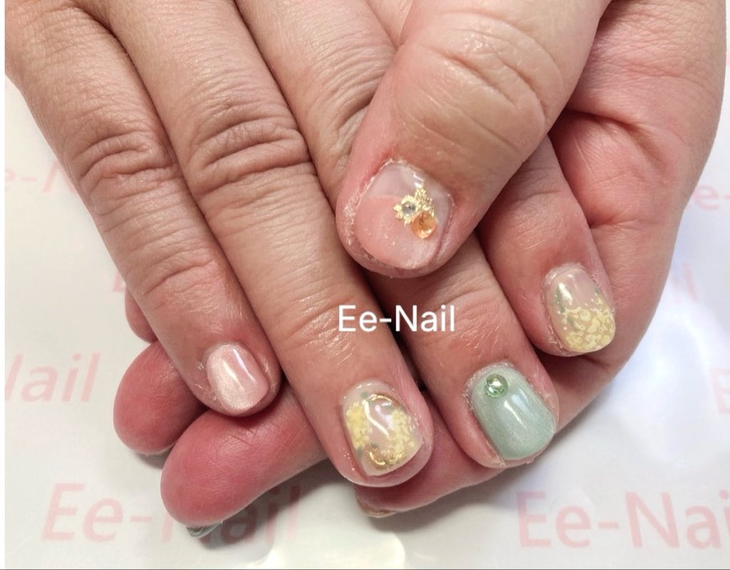 Ee_NAIL's tweet photo. #イイネイル#池袋ネイル#チェックネイル#マグネットネイル#春ネイル https://t.co/mDxstQB4Oo