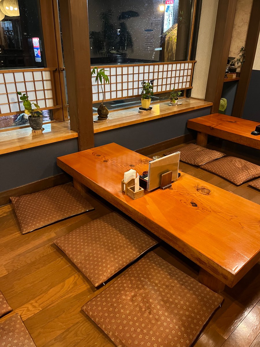 こるの tweet media