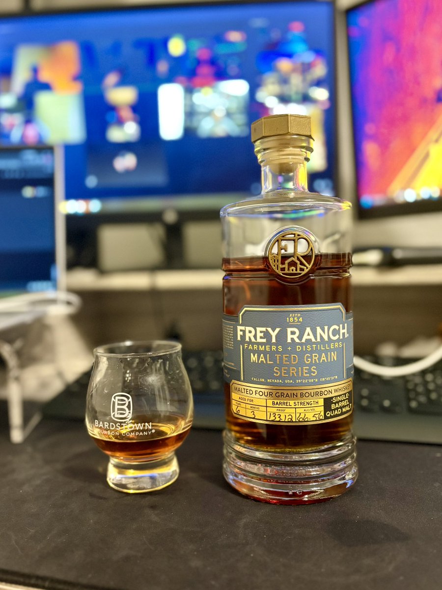 wierdwhisky's tweet image. Message received! 
Craft Distilleries - Pursuit Spirits, Peerless, Frey Ranch, Chattanooga Whiskey, Reveries, K.Luke 
Bigger Distilleries - Still Austin, Heaven Hill, Bardstown Bourbon Co.

Ask any questions you have about bourbon! 🥃Cheers!