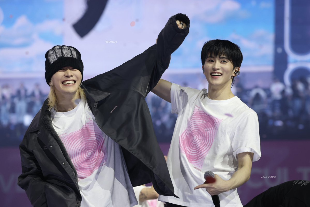 モモコ☻ tweet media