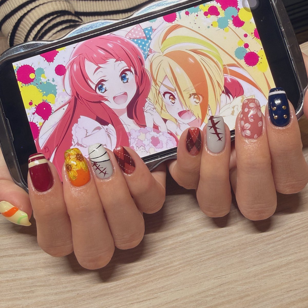 こむび tweet media