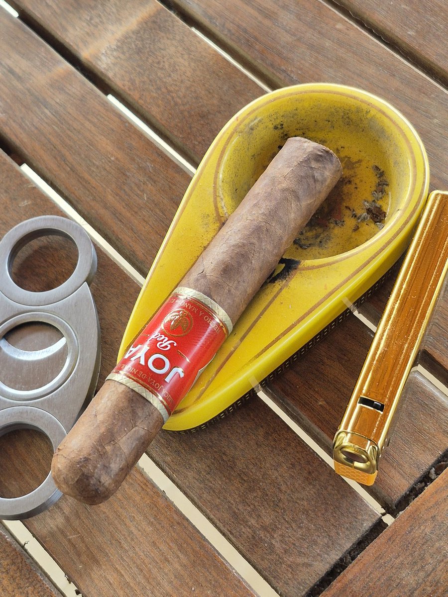 Doobies_Den's tweet photo. Joya Red π¨π
A well rounded Nicaraguan
puro from Joya de Nicaragua.
@joyacigars
#joyacigars
#joyadenicaragua
#joyared https://t.co/vL2QP9tVoB