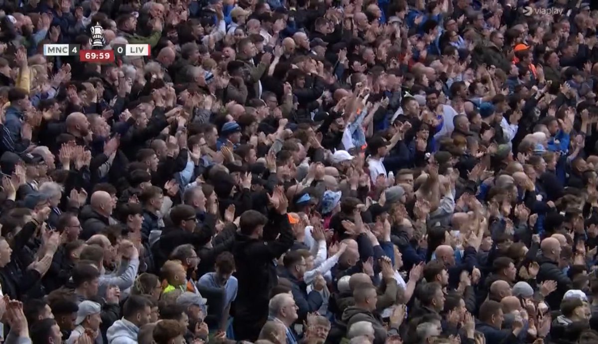 Vibes Foot tweet media