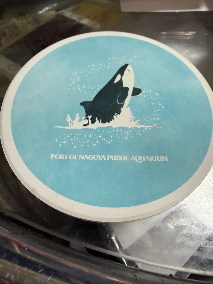 nao_orca's tweet image. リンのコースター
めっちゃ可愛いし、優れもの🥰👍

素材は珪藻土かな？
水を吸収してくれる👍

裏はコルクで滑らない

テーブルに置いとくだけでホッコリ🥰

＃名古屋港水族館
＃souvenir