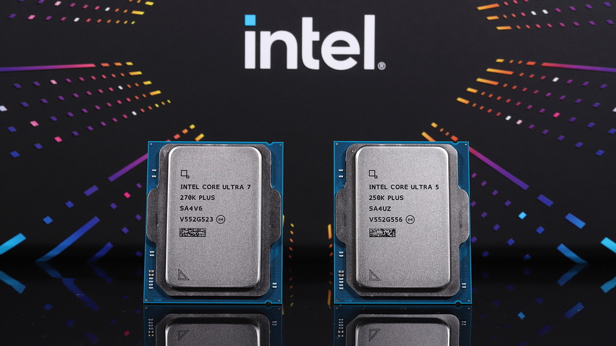 watch_akiba's tweet image. 【今週の人気記事】Intelの新型CPUは空冷で冷えてしかも高コスパ、「Core Ultra 200S Plus」をテストしてみた akiba-pc.watch.impress.co.jp/docs/parts_rev… #Intel