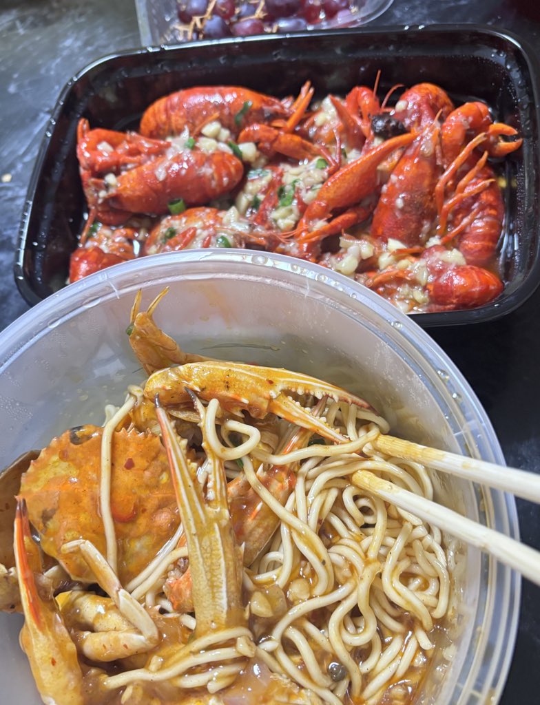 活着真豆不容易 tweet media