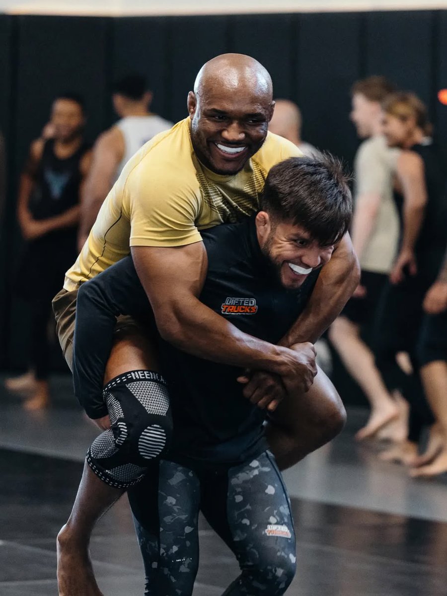 etooo hiro tweet media