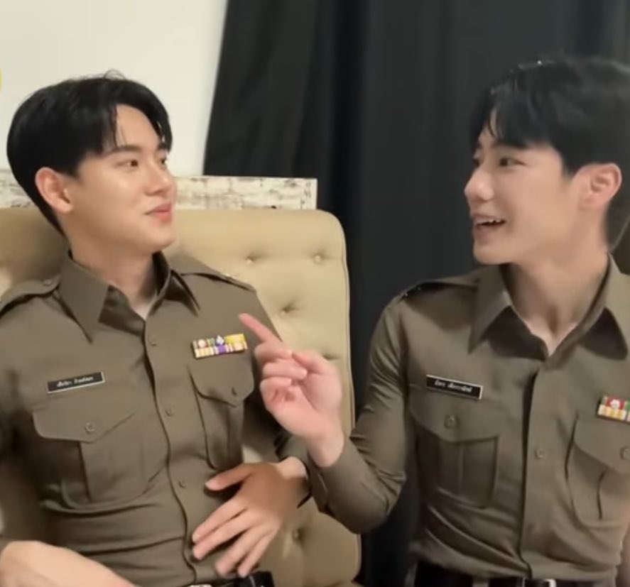 zhaowar (slow) tweet media