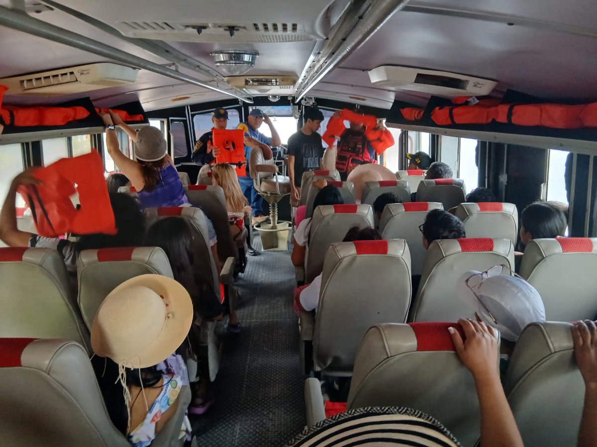 inea_venezuela's tweet image. #INEA La Capitanía de Puerto de #Maracaibo continúa este sábado santo, inspeccionando la embarcaciónes #SITAP con los usuarios a bordo, en el terminal lacustre Hugo Rafael Chávez con destino a la Isla San Carlos.

#AutoridadAcuática #SemanaSantaSegura2026 #SeguridadMarítima