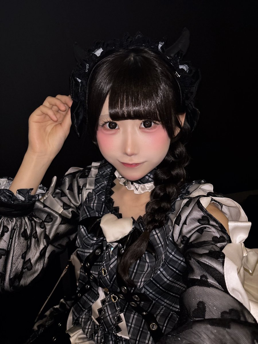 透明くりあ【iON!】 tweet media