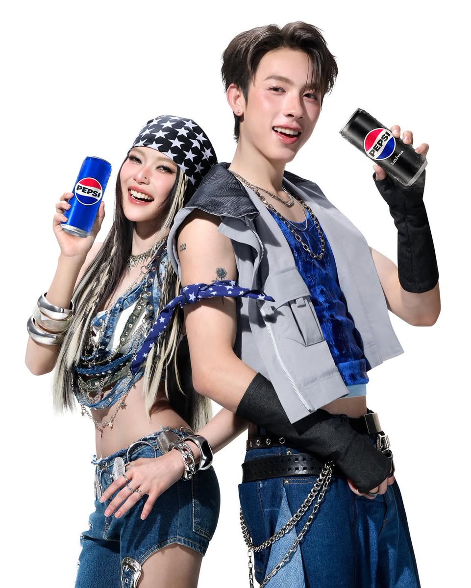 PorscheMabelz's tweet photo. Pepsi Summer Encore
©️®️madeinvisionary
#PEPSISUMMERENCORE #เป๊ปซี่ซัมเมอร์นี้ซ่าไม่จบ #pepsixอ๊ะเบลอองจั๋ง
#WalkingFish
#Mabelz_PiXXiE #PiXXiE
#Madeinvisionary https://t.co/qHfTMbAeo1