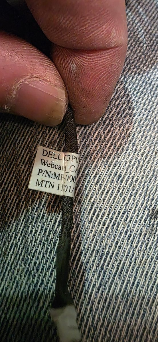 CyBerJak2k's tweet image. That moment while taking apart an old Dell Inspiron On 2310 to salvage parts still usable. And you find out where #R2D2 and #C3PO got their WiFi antennas and Webcam from. @ADaniels3PO neat to find this must have been an internal code name for this system