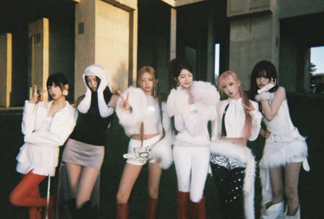 IVE Charts tweet media