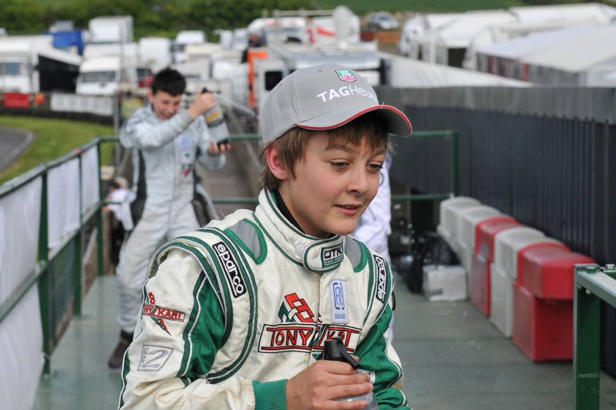 𝐰𝐞𝐧𝐝𝐲 𝐧𝐨𝐨𝐧𝐚 ✨️🦋 ot7 tweet media