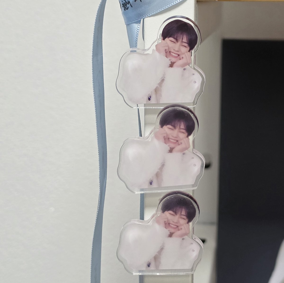 혹시.. 주연이 아크릴 집게 받으실분 계신가여??
수량은 많이 없어서 #RT 추첨으로 콘서트 날
두 분한테 드립니다🫶🏻 ͗ ͗ ͗ ͗ ❤️