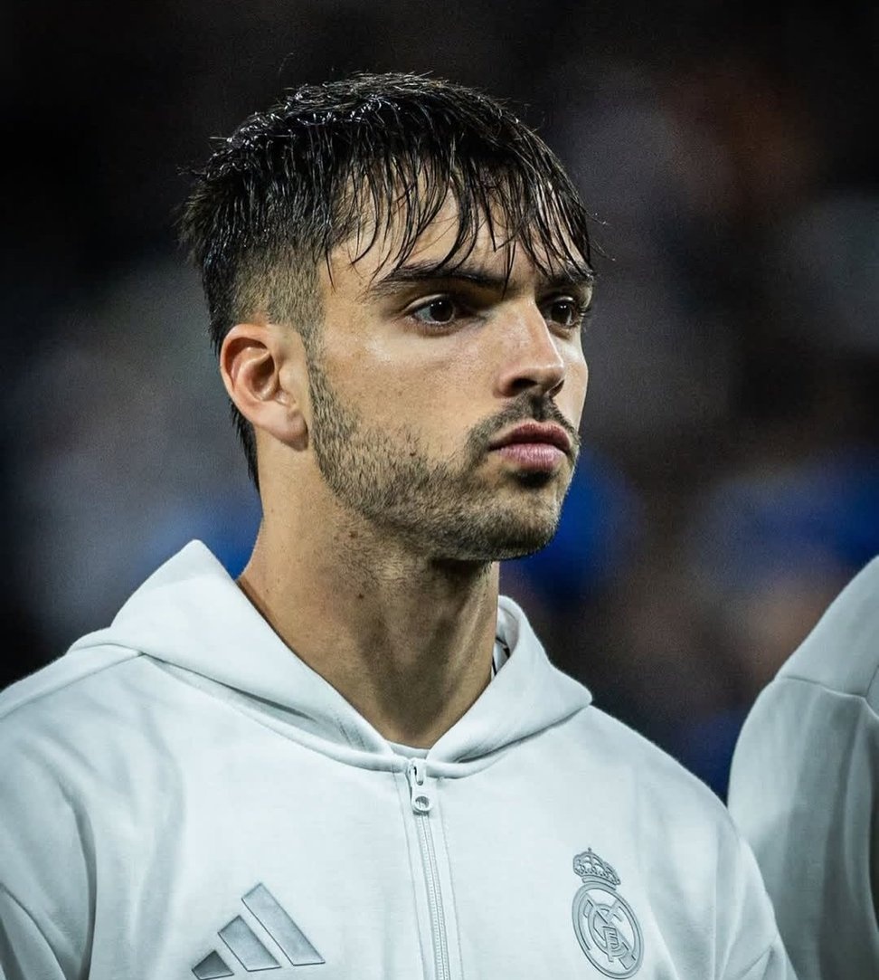 Insider Real tweet media