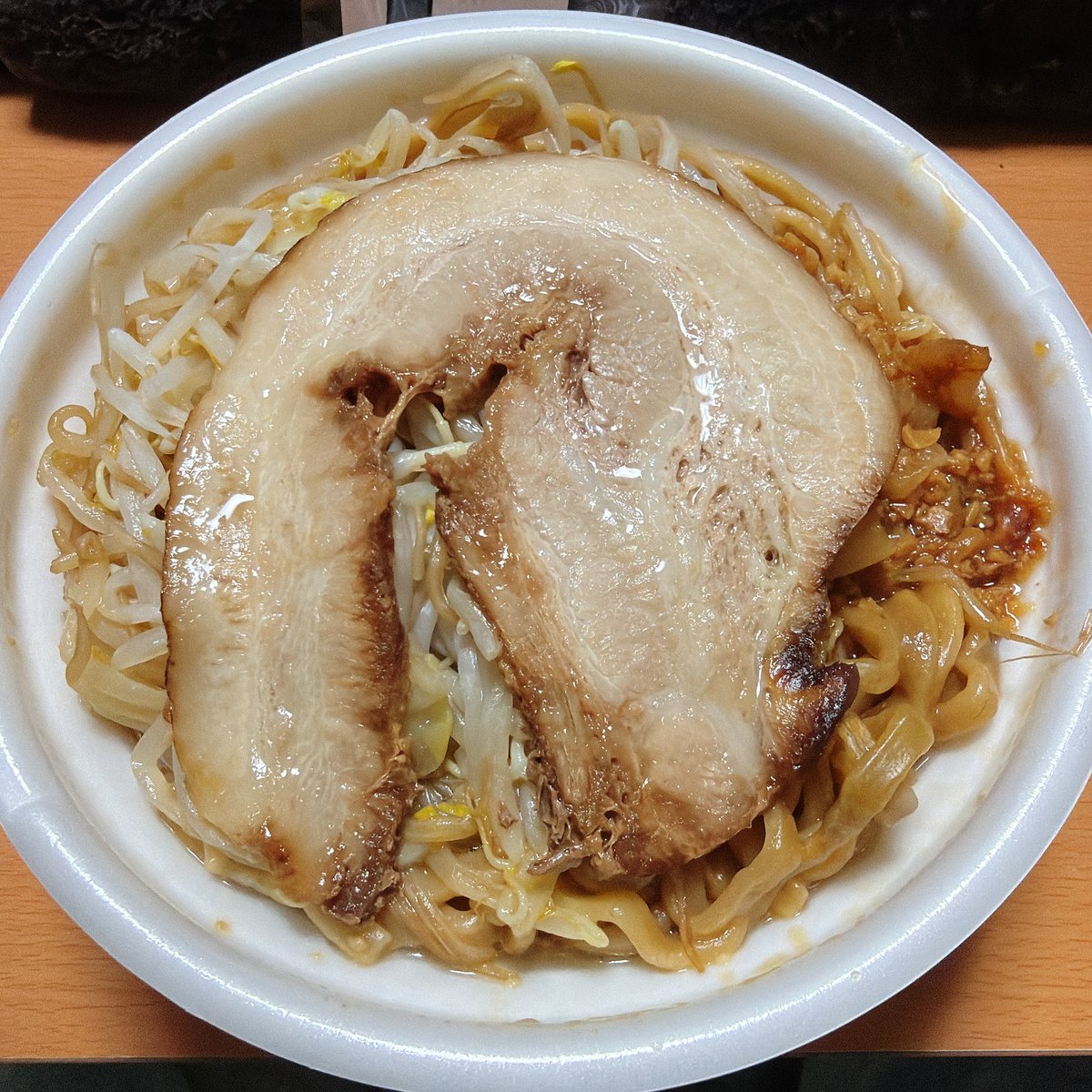 みっくす tweet media