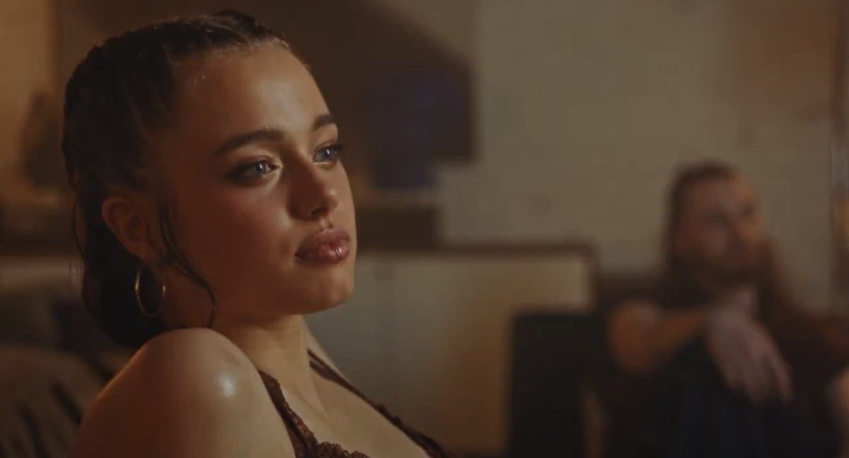 sofia🦈 tweet media