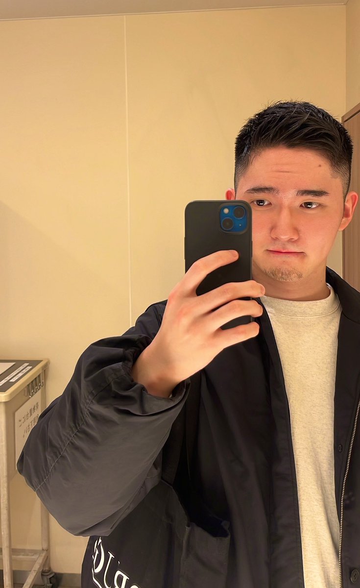 まるすけ tweet media