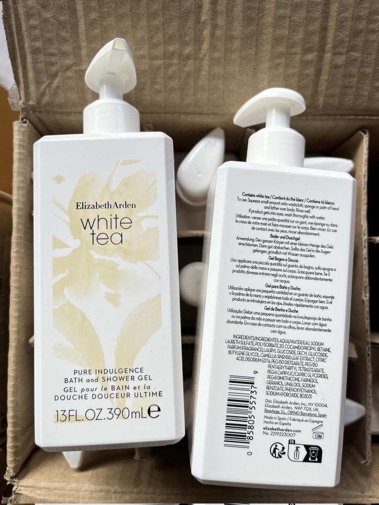 seoulpede's tweet image. ✨💙พร้อมส่ง Elizabeth Arden White Tea Pure Indulgence Bath and Shower Gel 390ml เจลอาบน้ำ ที่จะช่วยชำระสิ่งสกปรก สัมผัสประสบการณ์ความหอมสดชื่น ผ่อนคลาย

🛒 490.-

#ElizabethArden #พีดีสต็อค