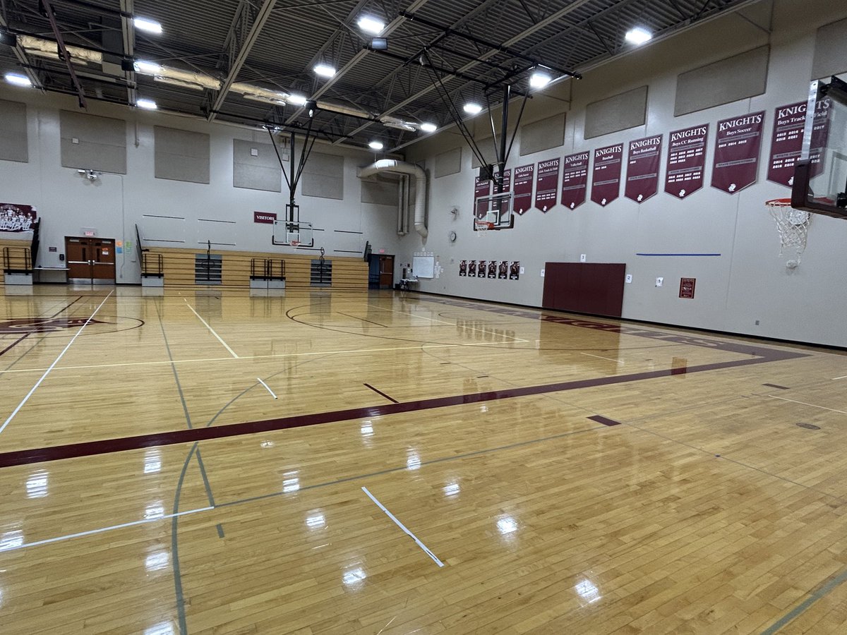 JohnCarrier42's tweet photo. Life of a high school coach - back in the gym starting Saturday Skills for K-1 and 2-6 today! Youth development is one of my favorite parts of the job. https://t.co/5xPvABRjAc