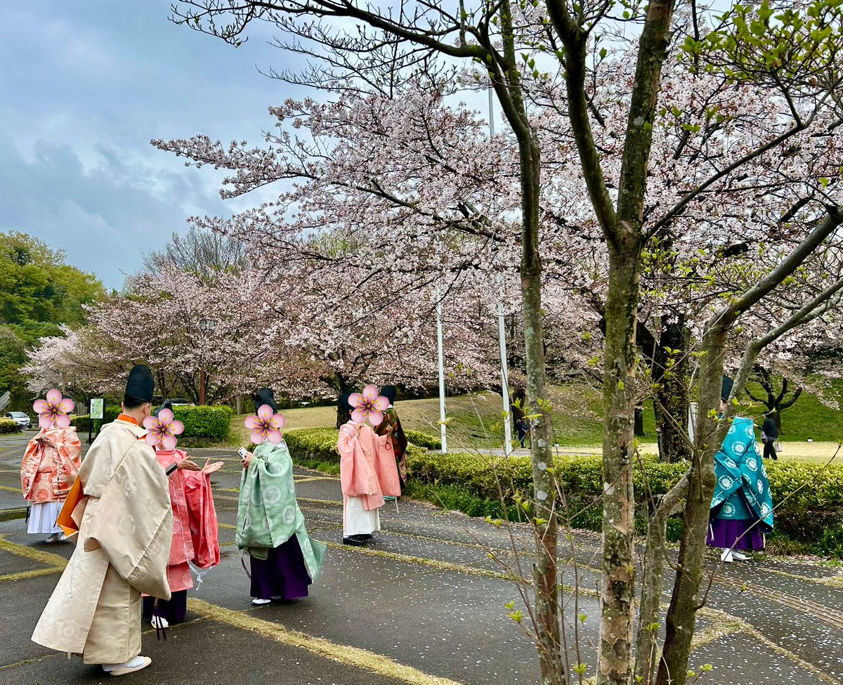 カニササレアヤコ (雅楽芸人) tweet media