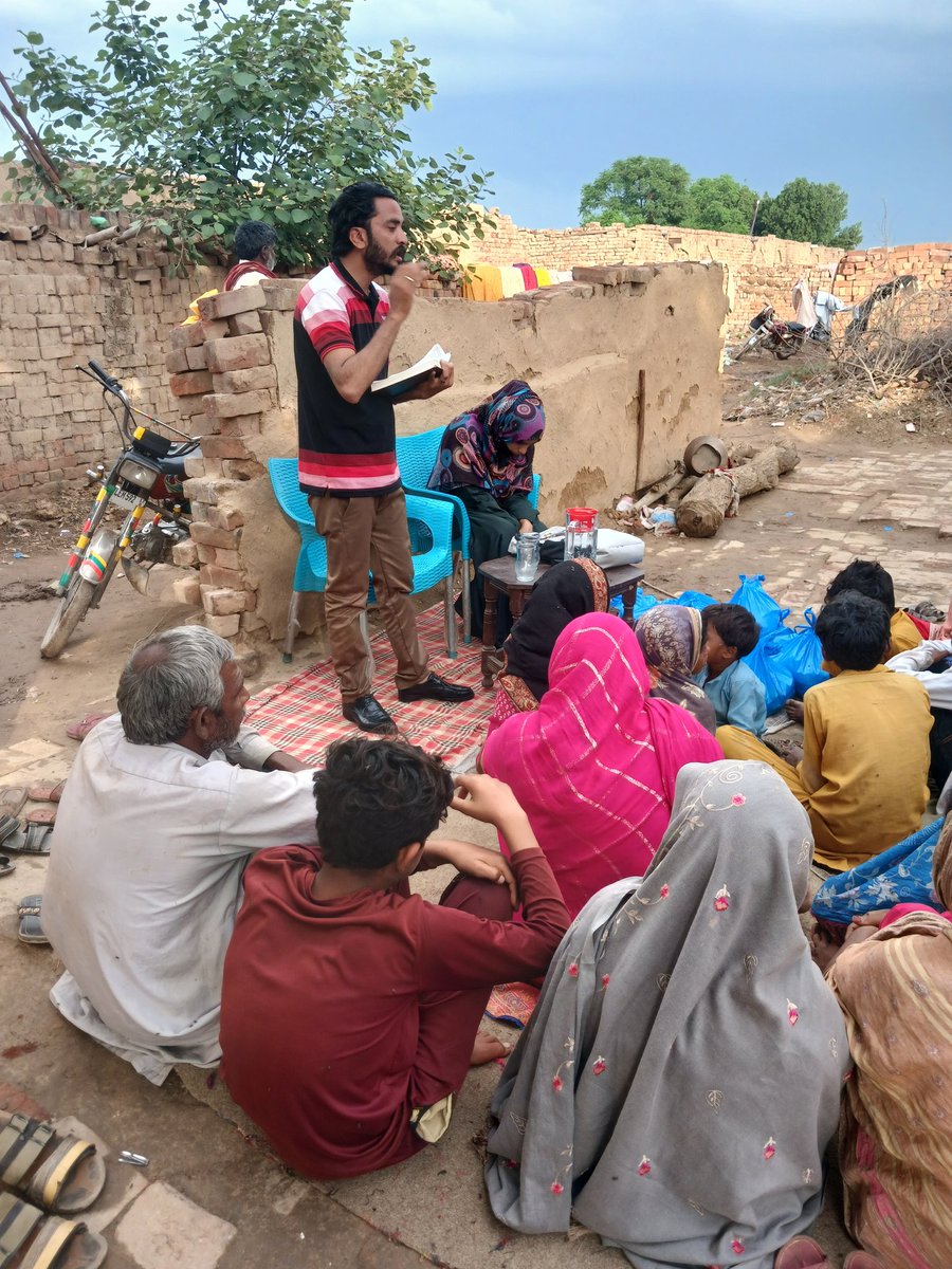 Amir ✝️👑⛪️📖✨️ tweet media