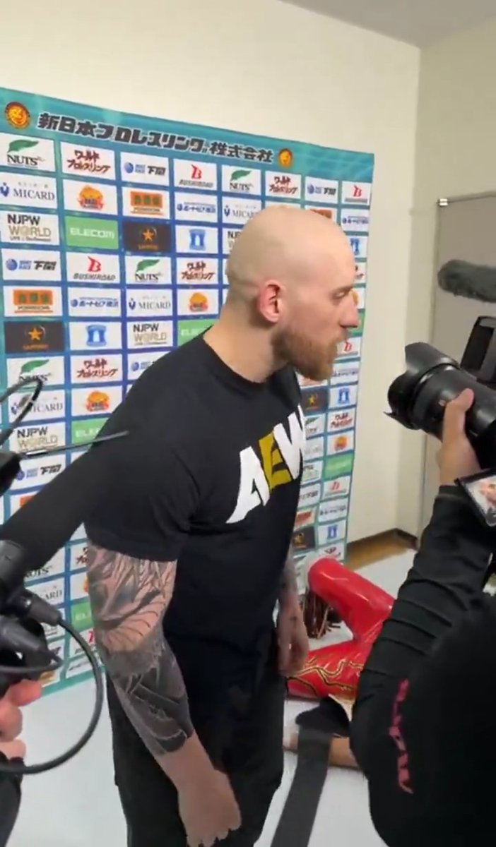 Sean Ross Sapp of Fightful.com tweet media