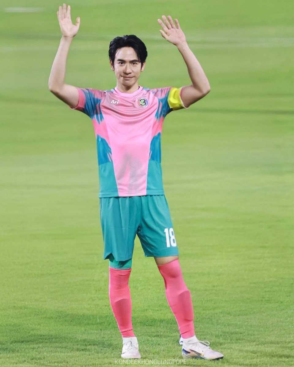 SongNa7883's tweet photo. ยังไงคะ อาการมันเป็นยังไงคะกัปตันโป๊ป
#popezaap
#56ปีCh3LandDomxPOPE 
#56ปีCh3LandDom https://t.co/Imhaqvf8Wh