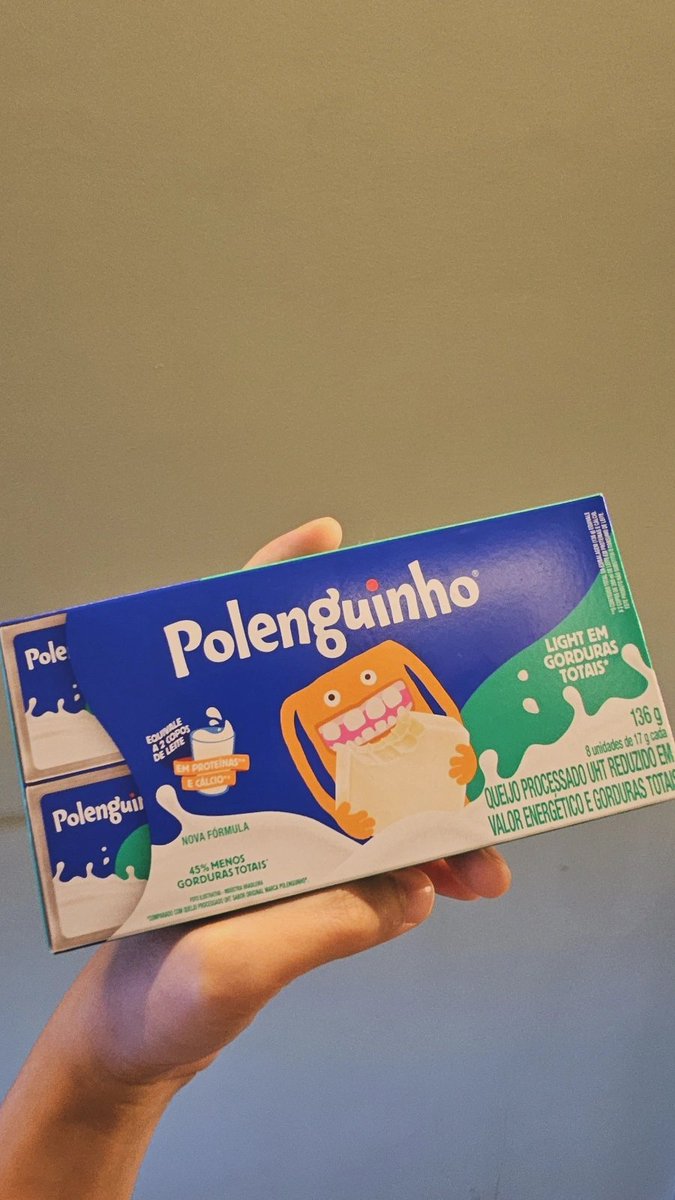 Ramona Azween tweet media