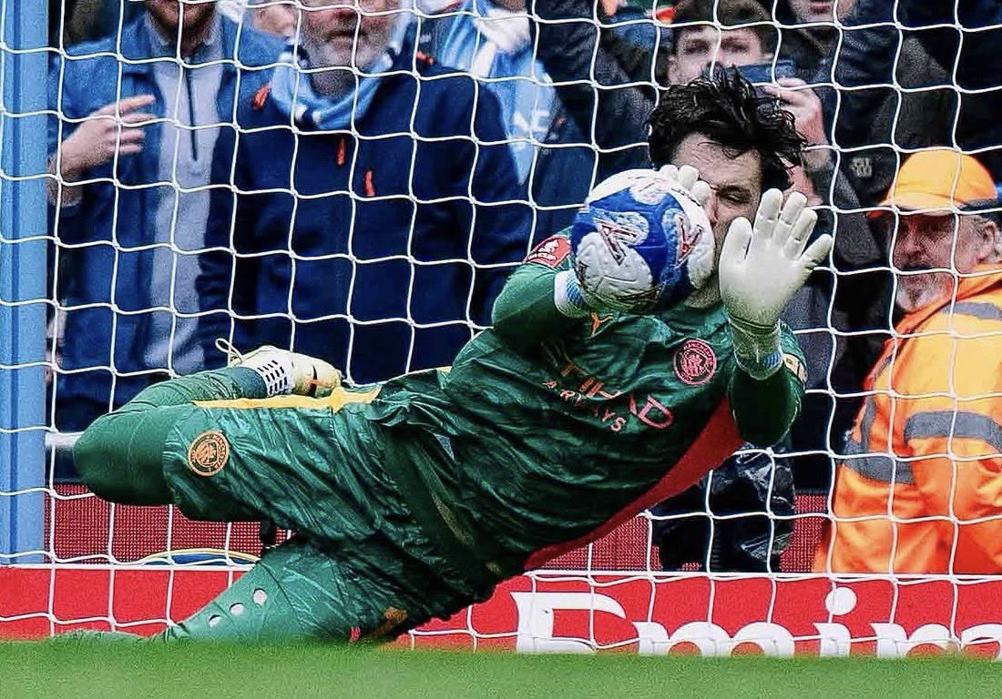 GeronimoMorgans's tweet image. James Trafford. Hero.