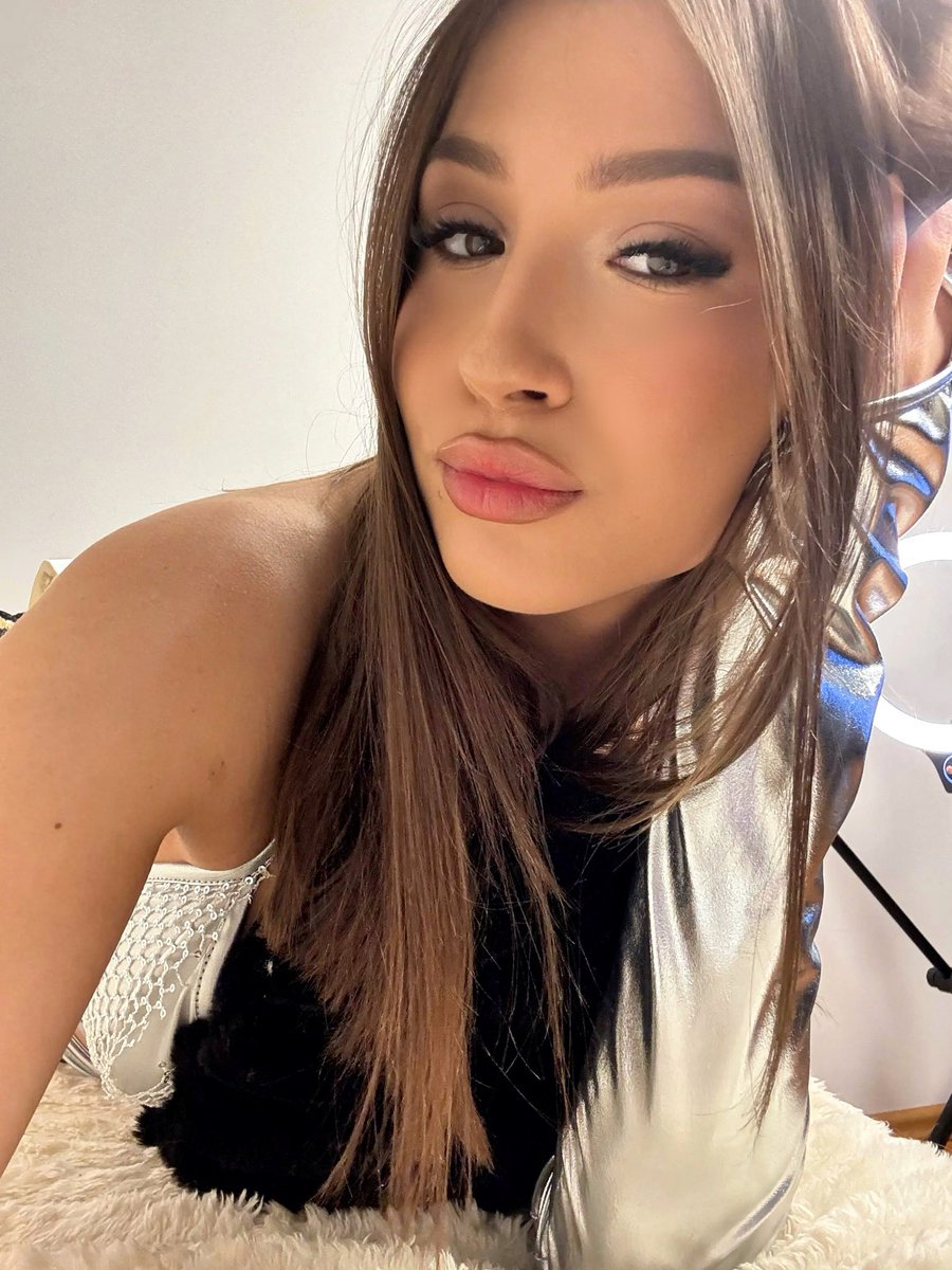 🩶 Bratty Olivia 🩶 tweet media