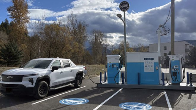 British Columbia Lowers 2035 ZEV Target, Expands Charging Network, But Doesn’t Bring Back #EV Rebates
driveteslacanada.ca/news/british-c…