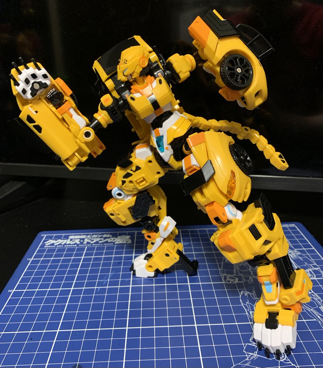 EPY_RM's tweet photo. Metal #Cardbot Tachy
Super cute! Great range of posability, good balance, intuitive transformation, and a super mode that really changes up the silhouette. Definitely going to check out more from this line eventually. Also, hope they do more ladies; I like their design aesthetic. https://t.co/LzLrCtmr3e
