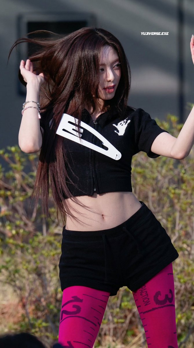 ✨ YUNA — RUDE Challenge 💫
ITZY | 260404

#YUNA #유나 #ITZY #있지 #RUDE