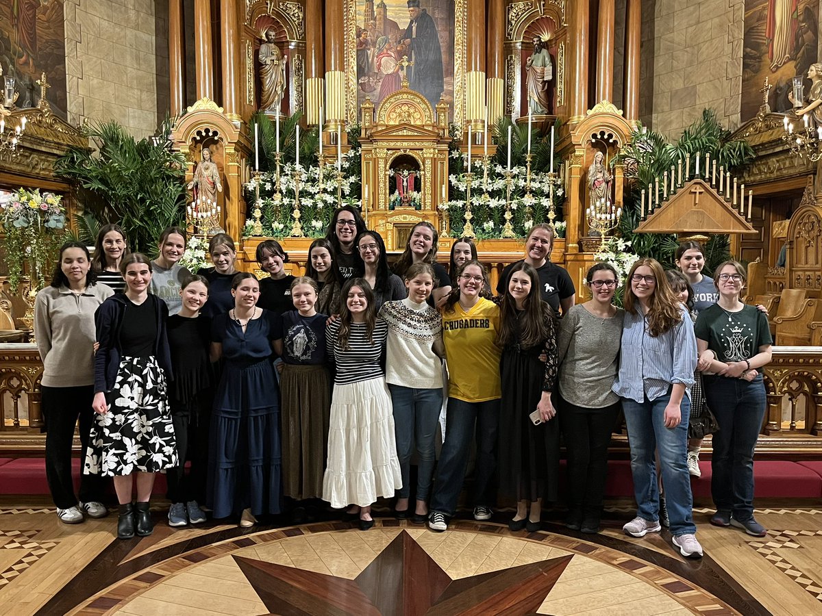 St John Cantius tweet media