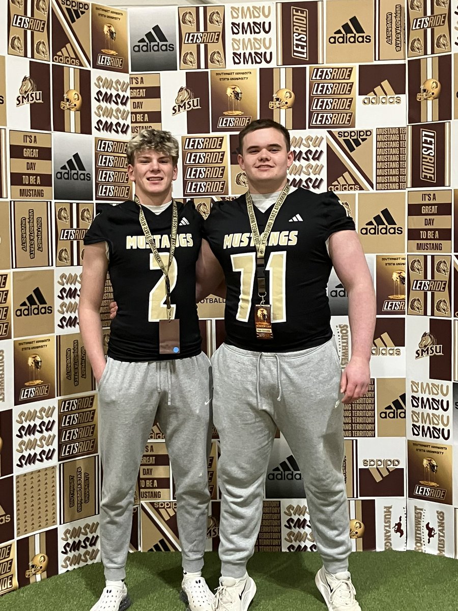 ryan_schroeder8's tweet photo. Thank you @Coach_Charles89 for the Junior Day invite! It was awesome to tour the campus and talk to the coaching staff! Excited to keep building a relationship in the future!
@CoachBull16 @CoachSUnderwood 
@CoachSchmitz33 @CoachDP78 
@SMSUfootball @FCFalconSports 
@OJW_Scouting https://t.co/926npP9KBy