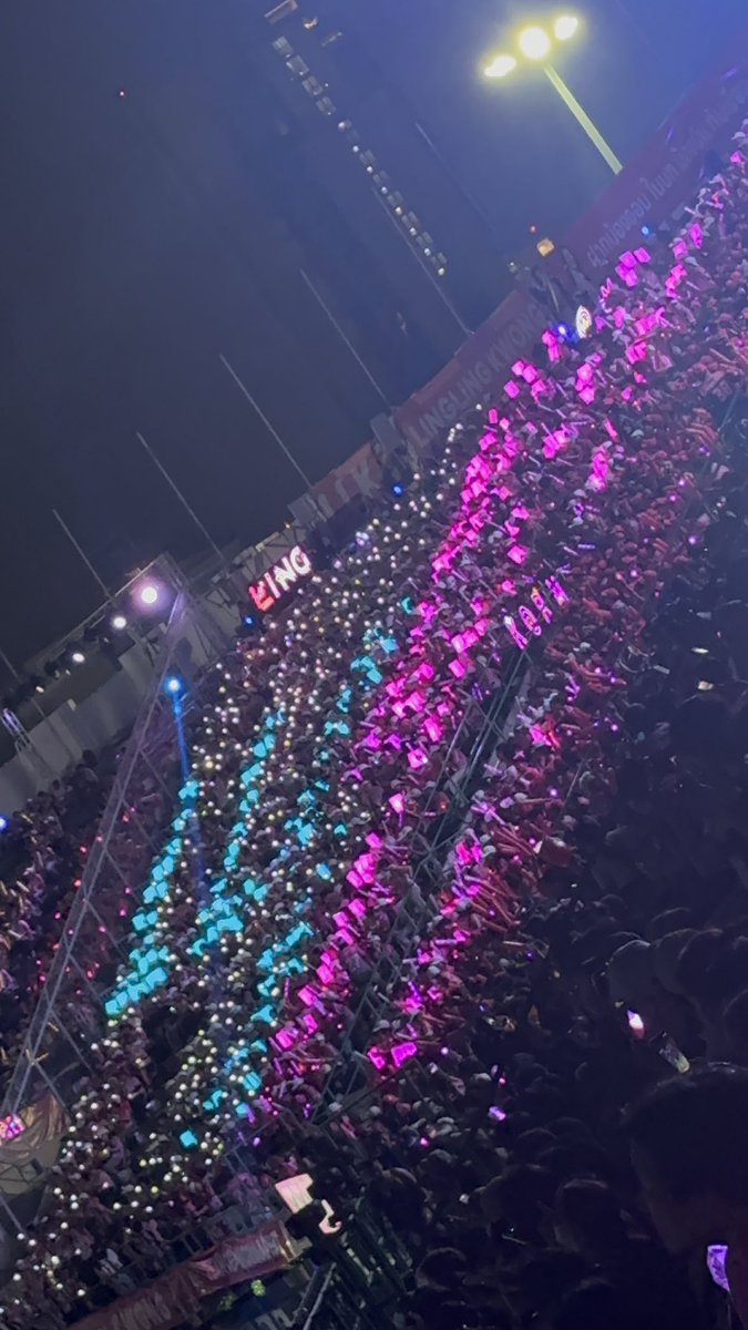 หมูงึมงัม🪐 tweet media