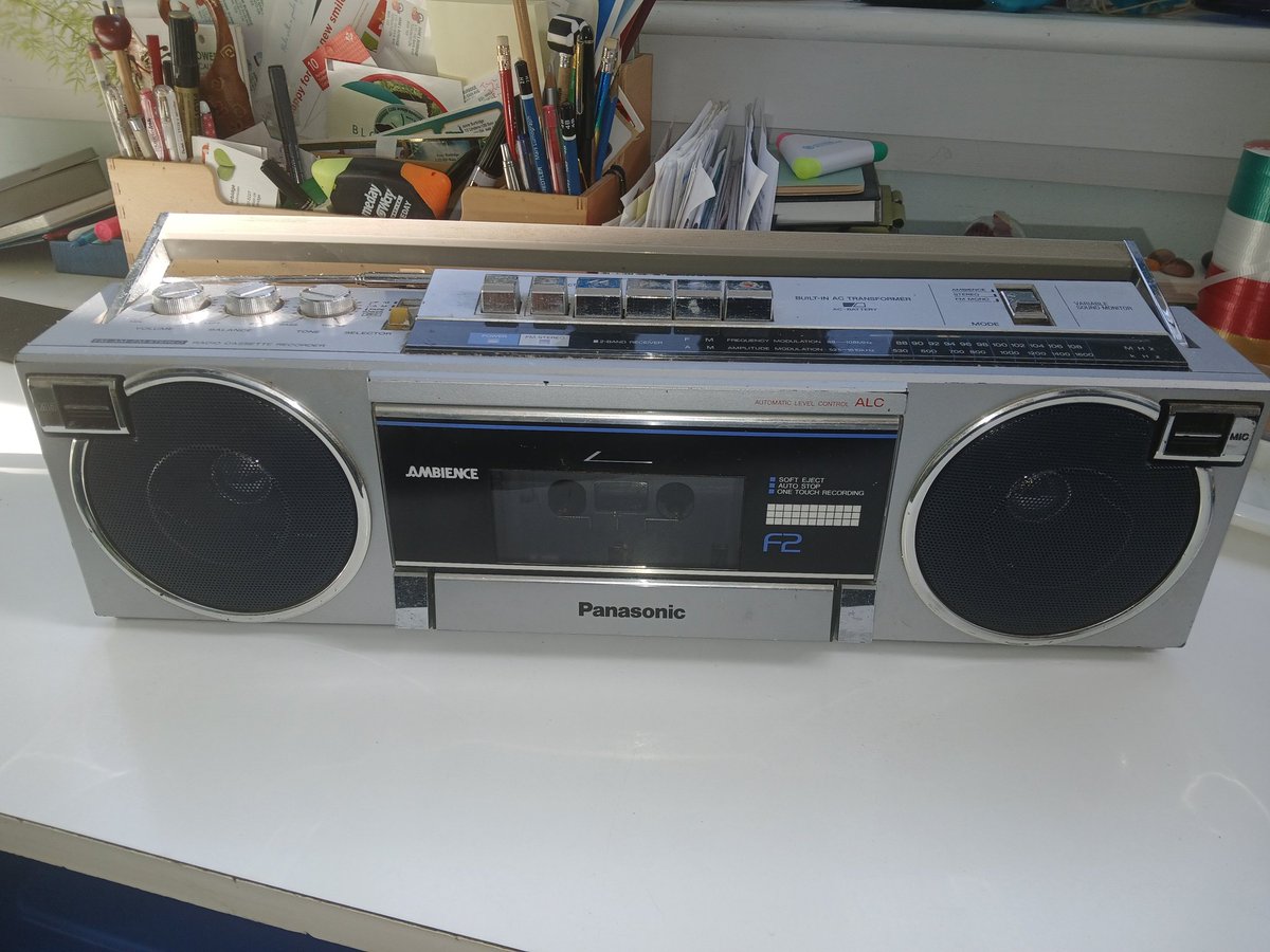 ABurbidge's tweet image. Enviro Day near Bridgepoint Hospital from 10am- 2pm today. They take these old electronics plus CDs &amp;amp; more. #topoli #recycle #music