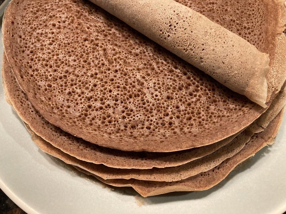 isaias_afwerki's tweet image. Injera or ጣይታ  is a staple traditional fermented flatbread originated in the Highlands of #Eritrea