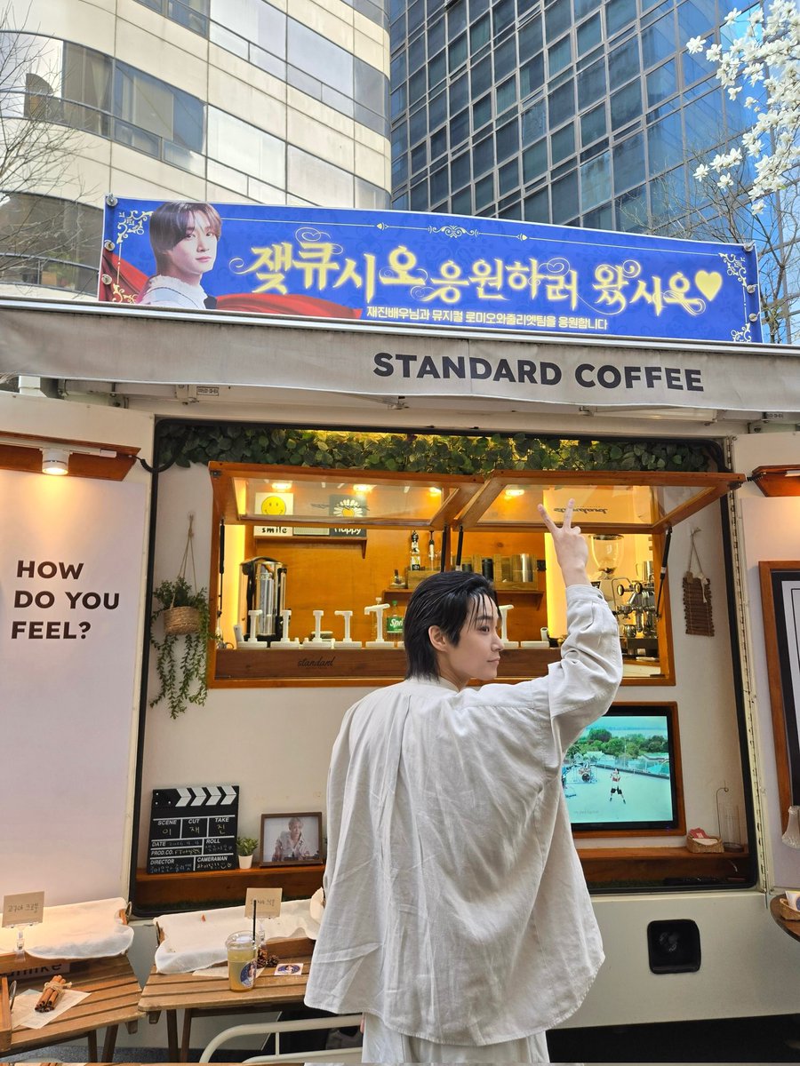 정혀니 tweet media