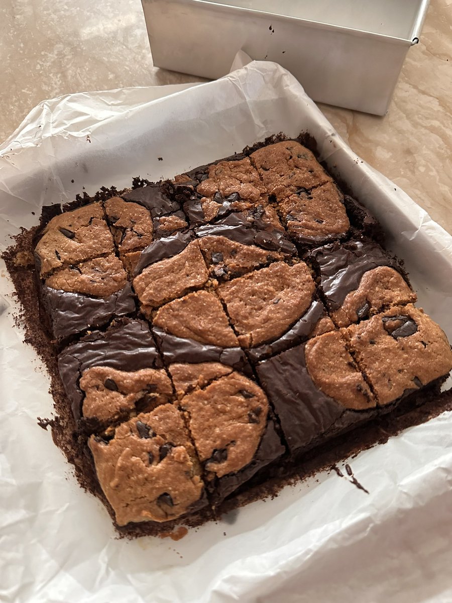 revalina. tweet media