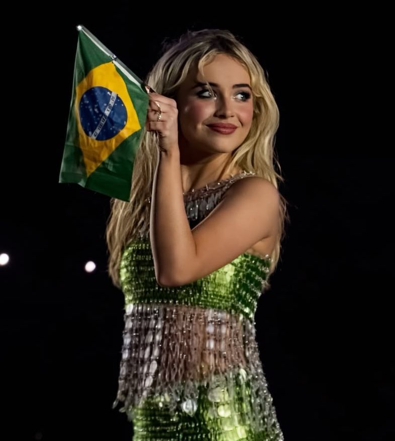 UpdateCharts tweet media