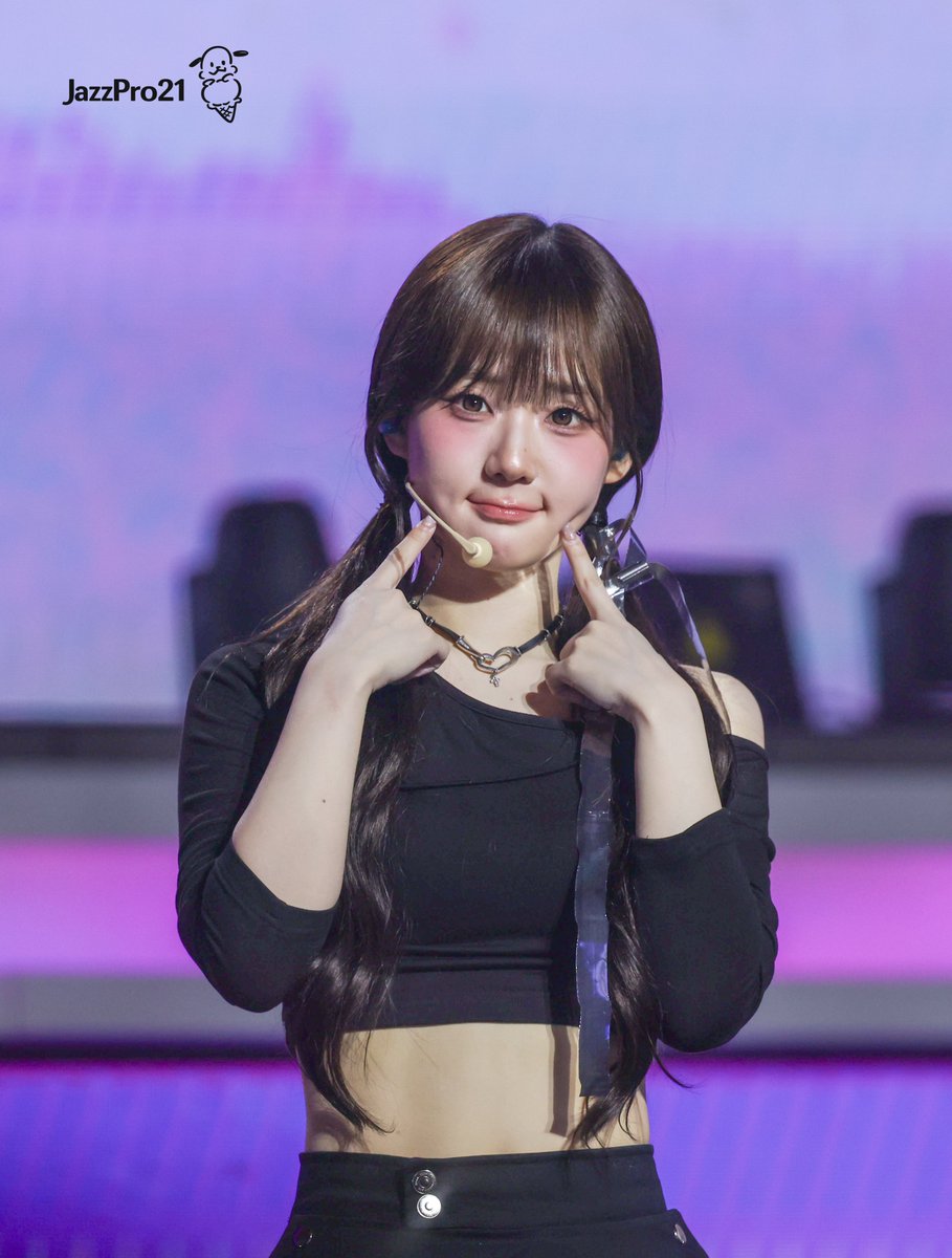 260404 콘서트

#tripleS #트리플에스 #윤서연 #YoonSeoyeon #서연