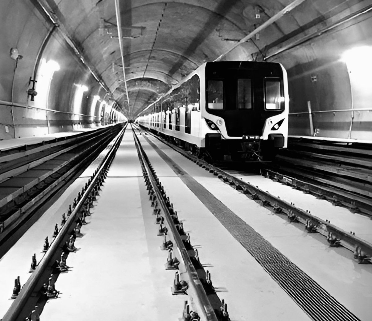 Tren Hitachi GoA4 automatizado de Linea 2 del Metro de Lima en operación #MetroNews 🇵🇪 <a href="/carlospolivoz/">carlos alvarez</a> <a href="/ALAMYSoficial/">ALAMYS</a> <a href="/cynmoto/">Cynthia Yamamoto</a> @CarlosAlvarez <a href="/RPPNoticias/">RPP Noticias</a> <a href="/rmapalacios/">Rosa María Palacios</a>