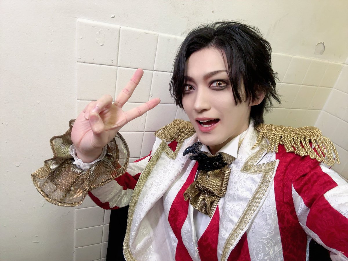 紅愛(ｸﾚｱ)🎤お魚V系バンドマン🐟️🔪 tweet media