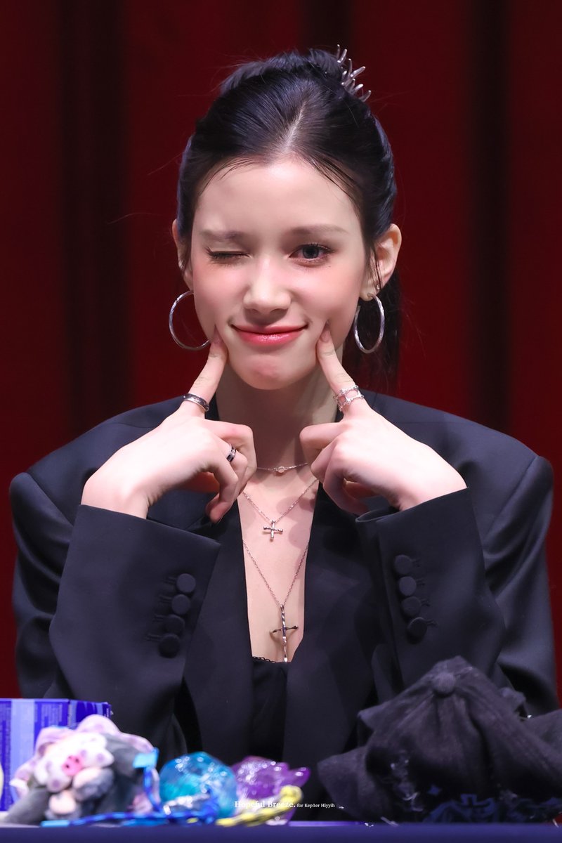 Hopeful Breeze. tweet media