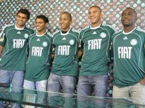 LuucasRM_'s tweet photo. Saudades da instituição Pacotão de Reforços™ no futebol brasileiro. https://t.co/gfkhnyyOmy